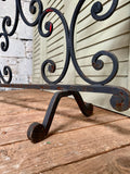 Vintage Decorative French Pot Stand - LOVINGLY MADE FURNITURE, SUSSEX - feet photo details